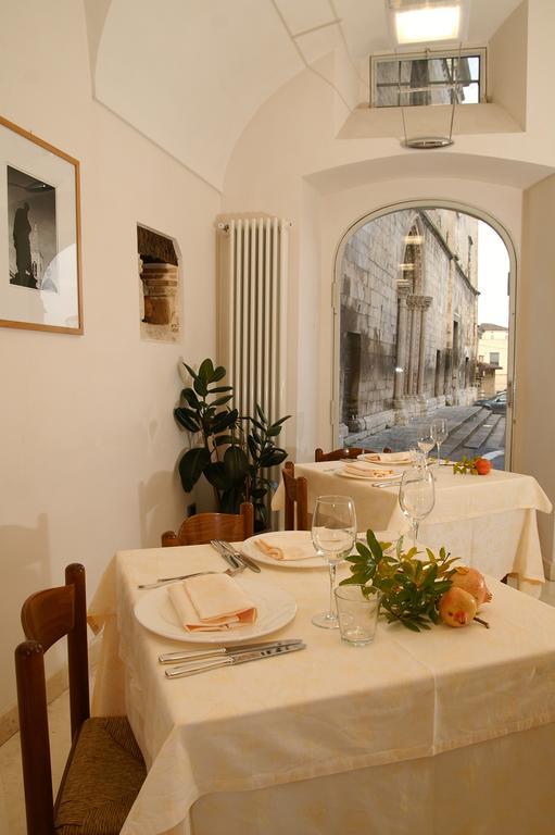 La Locanda Di Gino 술모나 외부 사진